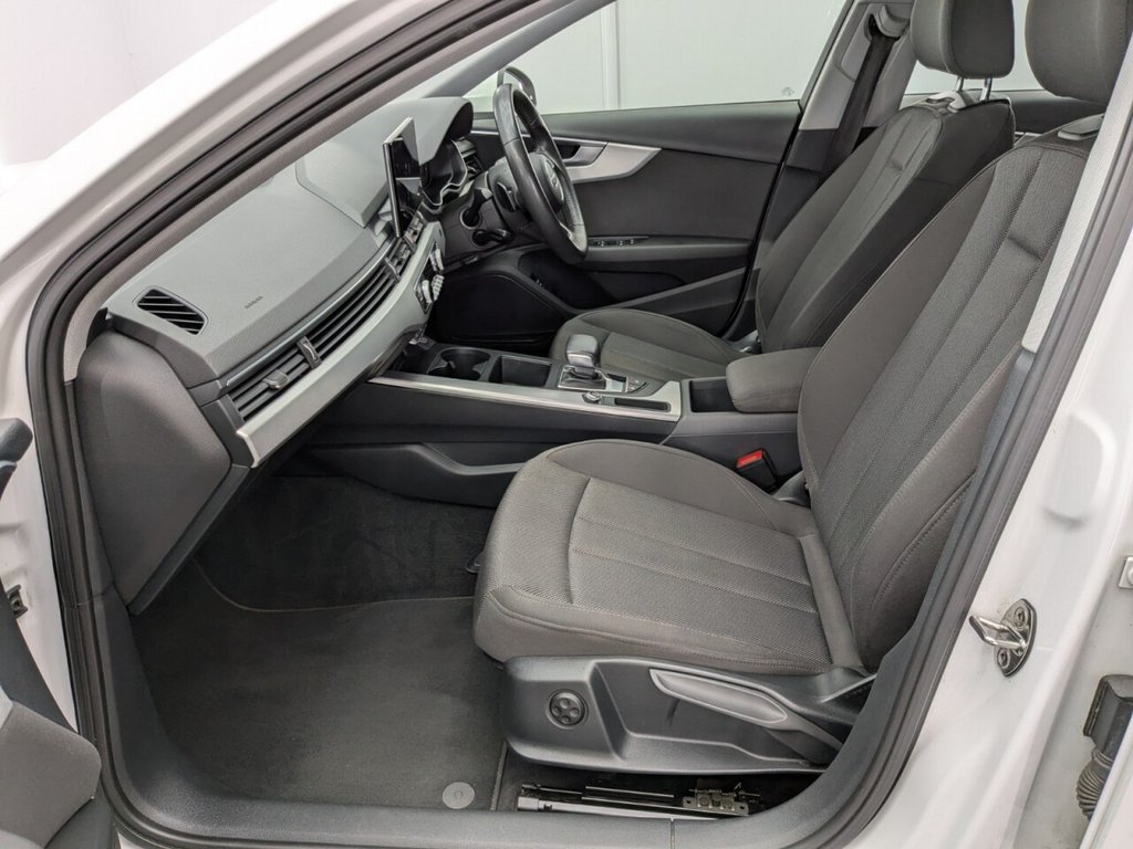 Used Audi A4 Avant 2019 for sale - 77642904: Photo 15