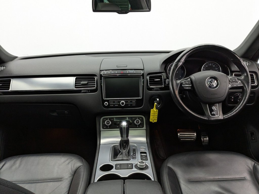 Used Volkswagen Touareg 2015 for sale - 77451649: Photo 19