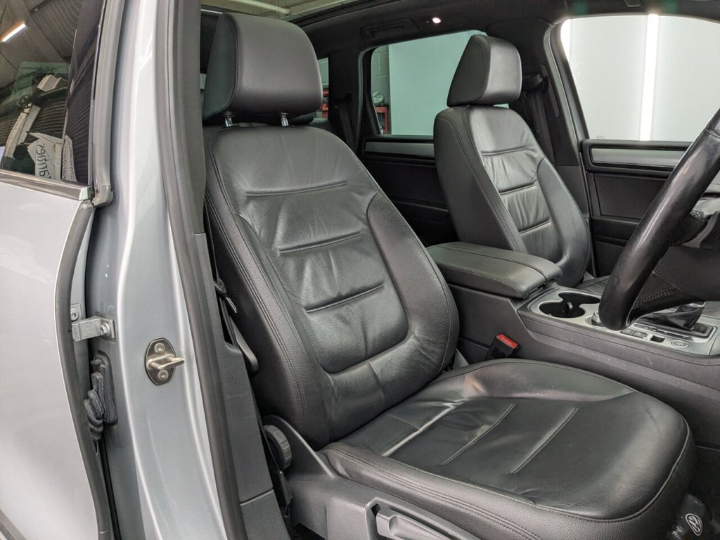 Used Volkswagen Touareg 2015 for sale - 77451649: Photo 23