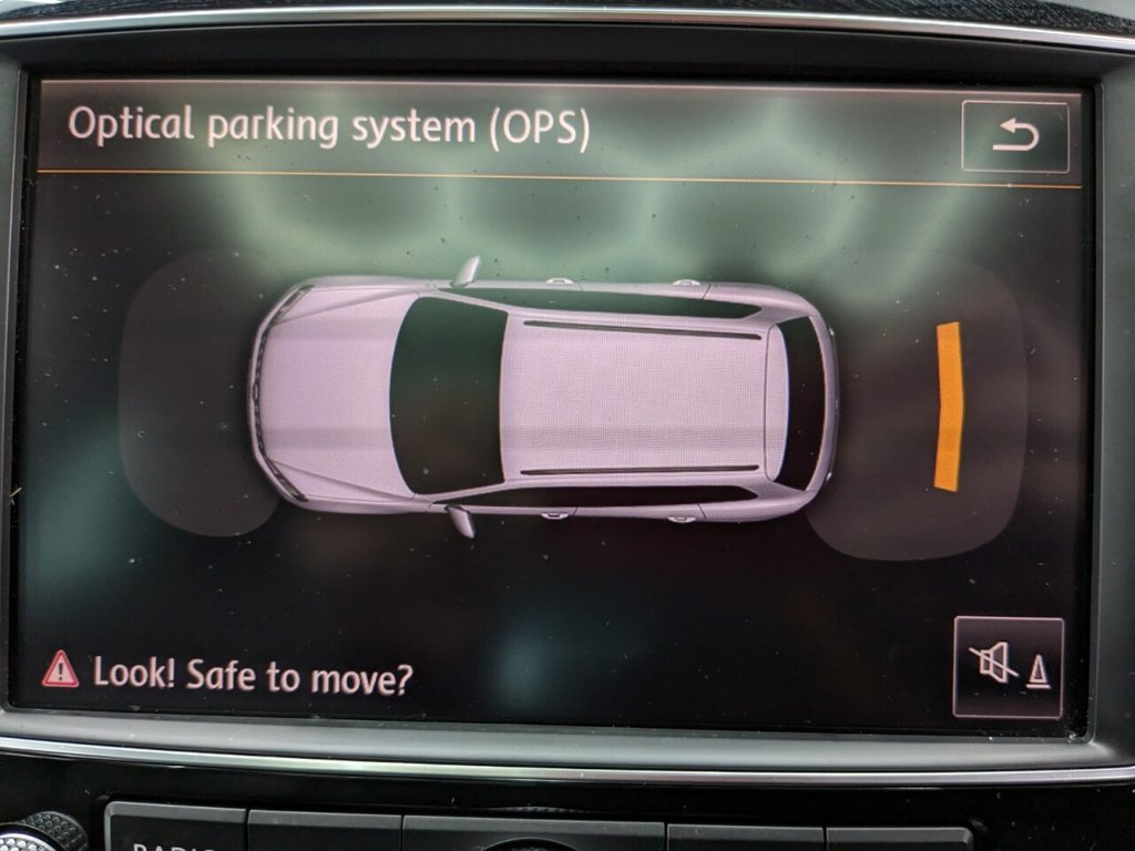 Used Volkswagen Touareg 2015 for sale - 77451649: Photo 35