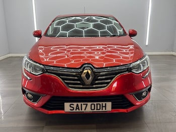 Used Renault Megane 2017 for sale - 78768612: Photo