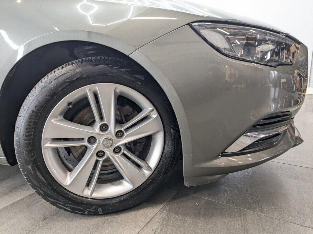 Used Vauxhall Insignia 2019 for sale - 77192894: Photo 2