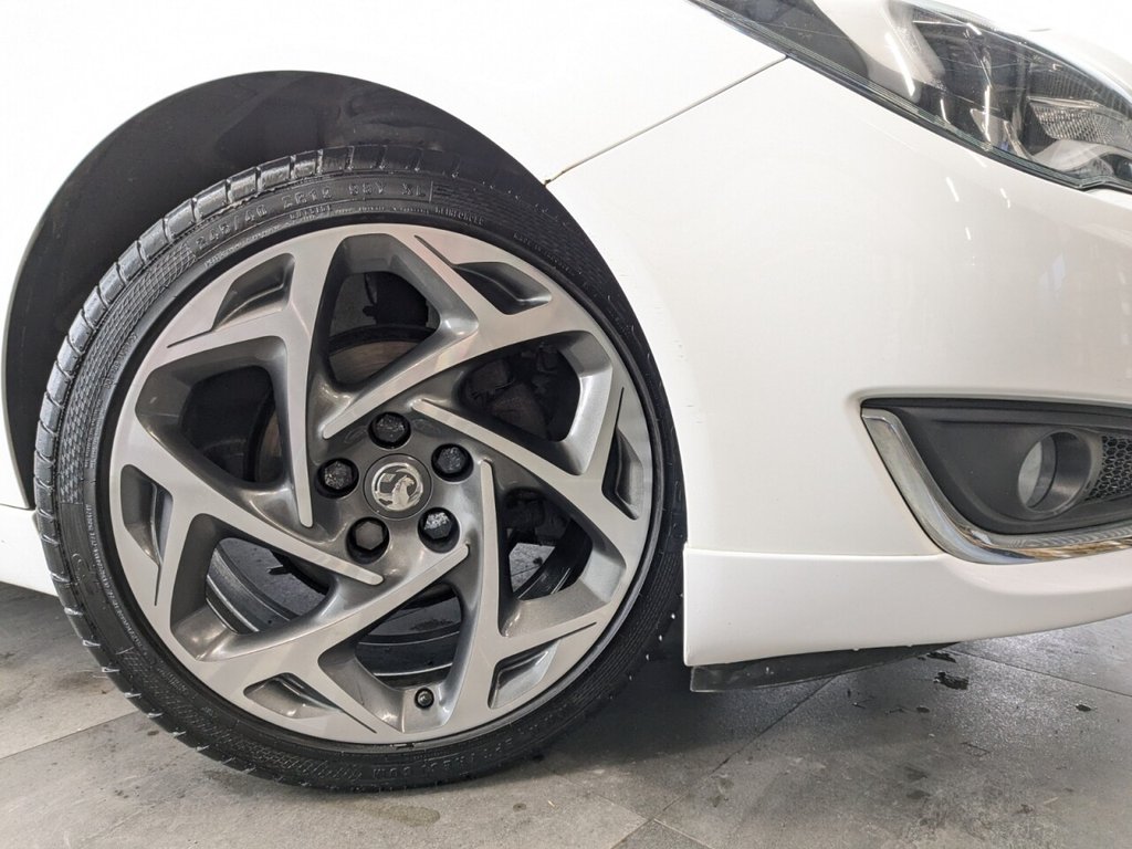 Used Vauxhall Insignia 2016 for sale - 77608627: Photo 2