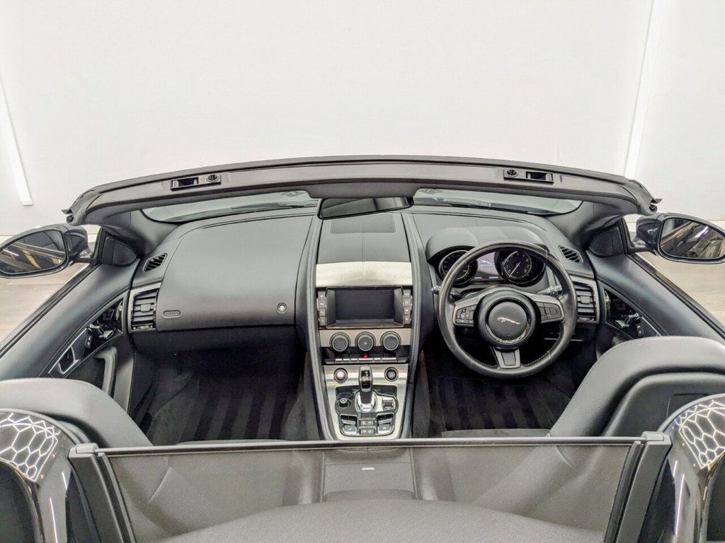Used Jaguar F-Type 2017 for sale - 77192888: Photo 19