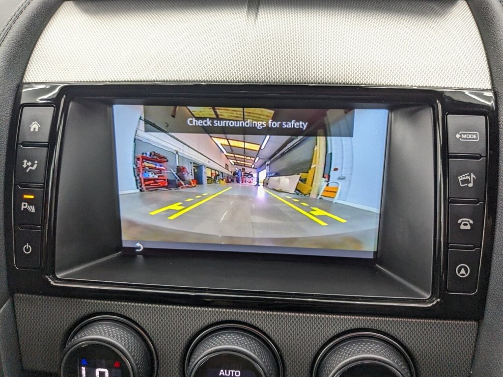 Used Jaguar F-Type 2017 for sale - 77192888: Photo 30