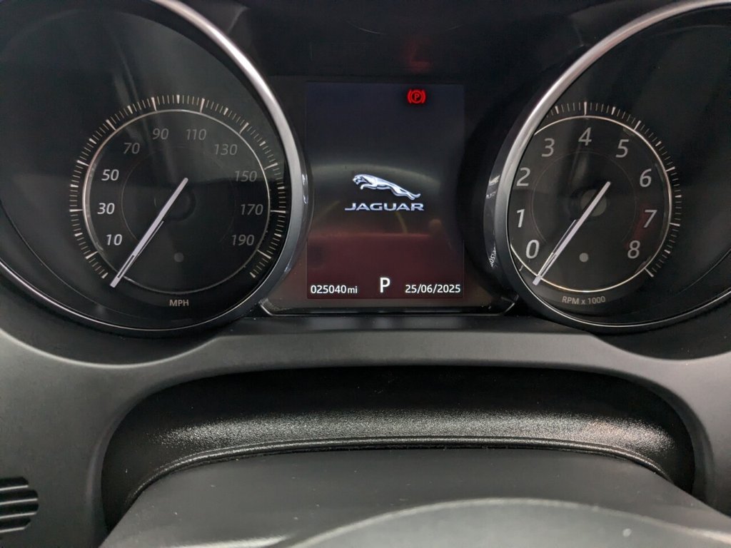 Used Jaguar F-Type 2017 for sale - 77192888: Photo 33