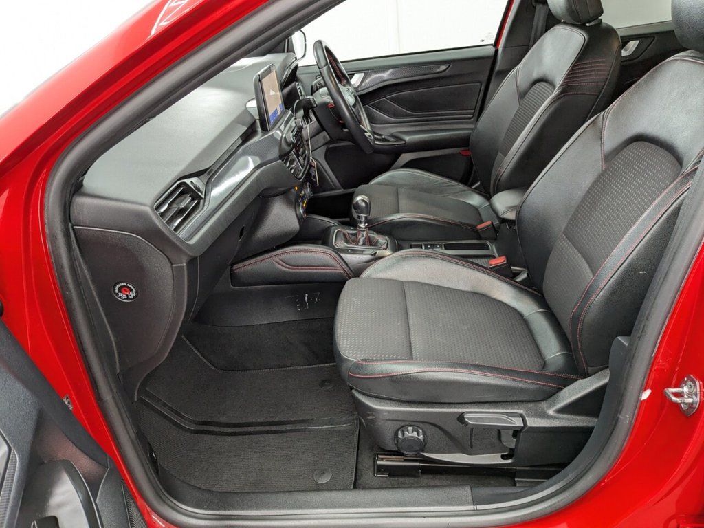 Used Ford Focus 2019 for sale - 77370104: Photo 14