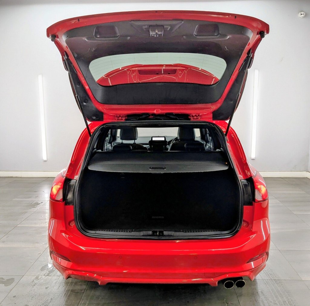 Used Ford Focus 2019 for sale - 77370104: Photo 9