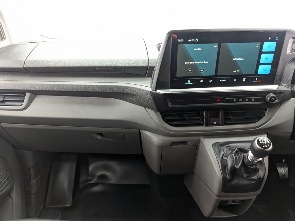 Used Volkswagen Transporter 2025 for sale - 77192901: Photo 15