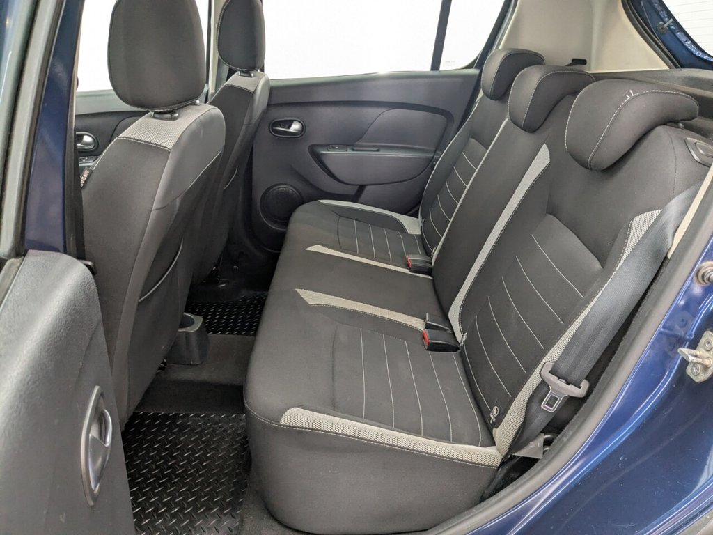 Used Dacia Sandero Stepway 2017 for sale - 78068541: Photo 11