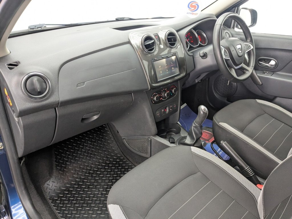 Used Dacia Sandero Stepway 2017 for sale - 78068541: Photo 15