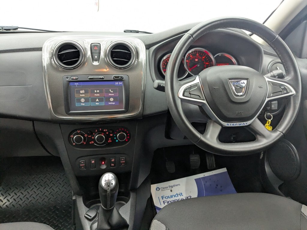 Used Dacia Sandero Stepway 2017 for sale - 78068541: Photo 17