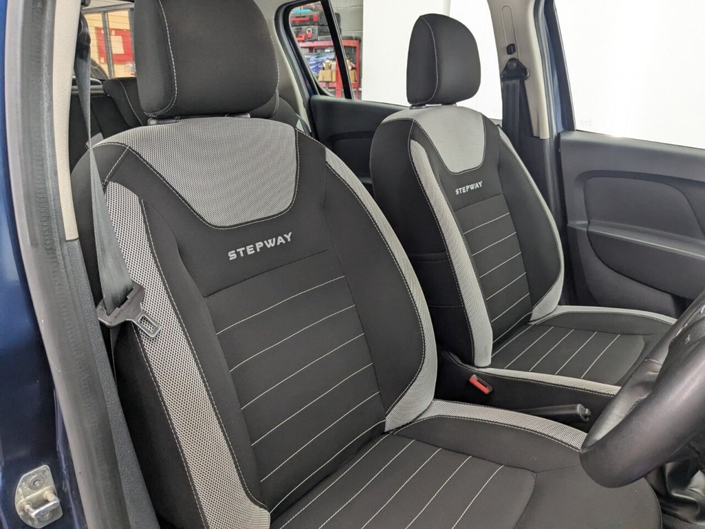 Used Dacia Sandero Stepway 2017 for sale - 78068541: Photo 19