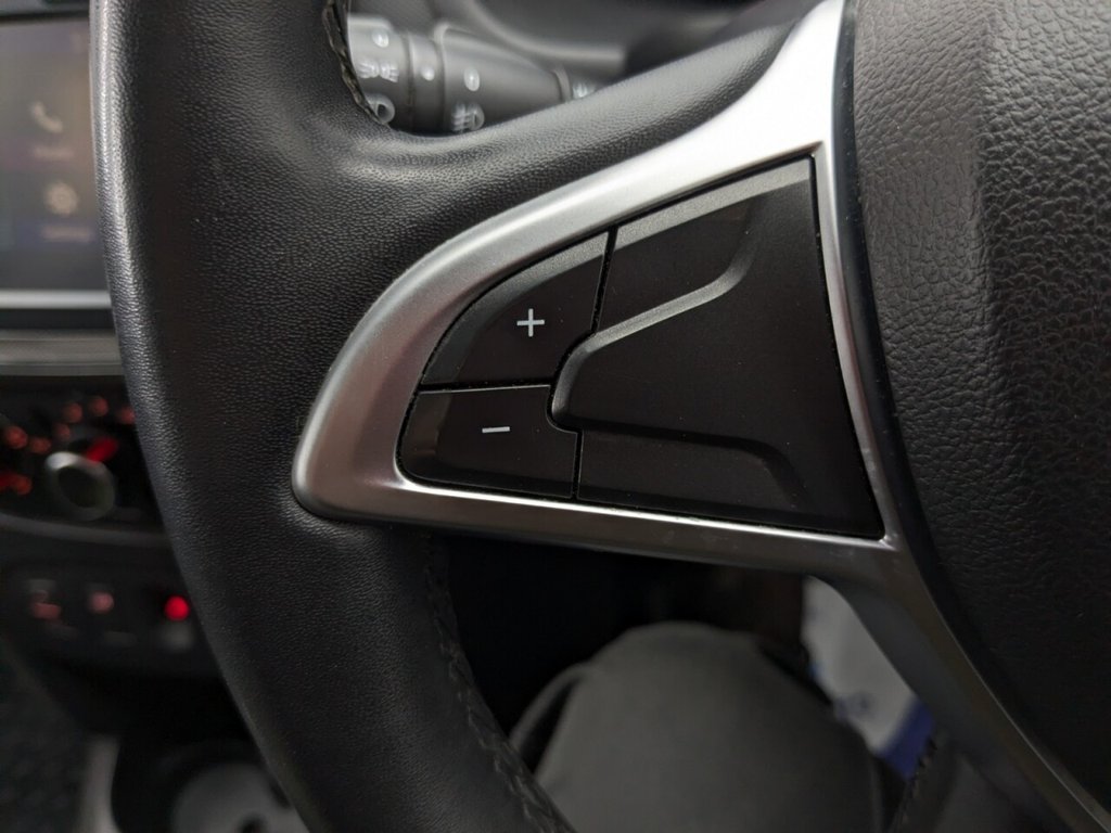 Used Dacia Sandero Stepway 2017 for sale - 78068541: Photo 33