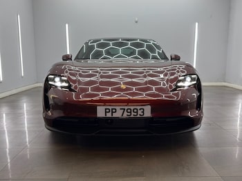 Used Porsche Taycan 2022 for sale - 79032490: Photo