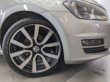 Used Volkswagen Golf 2014 for sale - 77703543: Photo