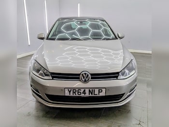 Used Volkswagen Golf 2014 for sale - 77703543: Photo