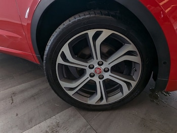 Used Jaguar E-Pace 2018 for sale - 79598659: Photo