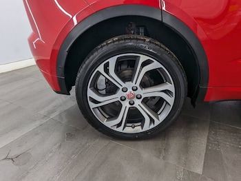 Used Jaguar E-Pace 2018 for sale - 79598659: Photo
