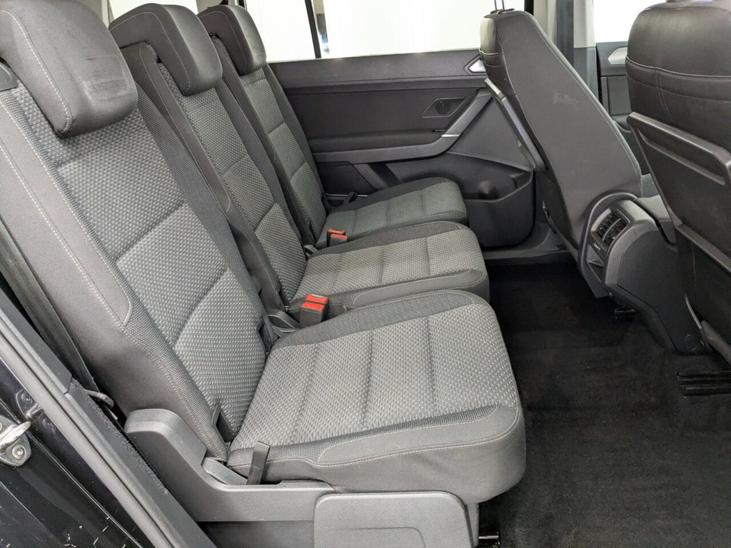 Used Volkswagen Touran 2018 for sale - 77966680: Photo 12