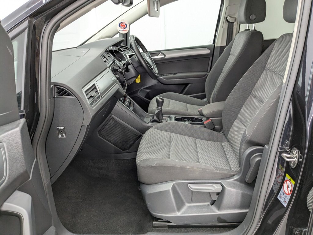 Used Volkswagen Touran 2018 for sale - 77966680: Photo 16