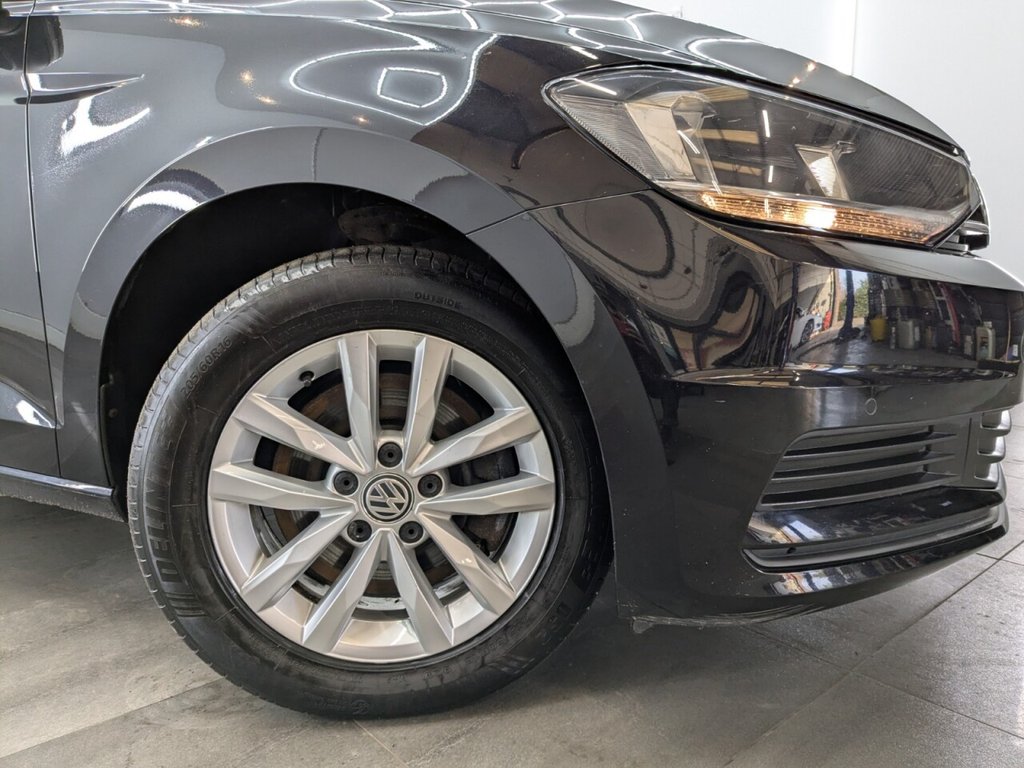 Used Volkswagen Touran 2018 for sale - 77966680: Photo 2