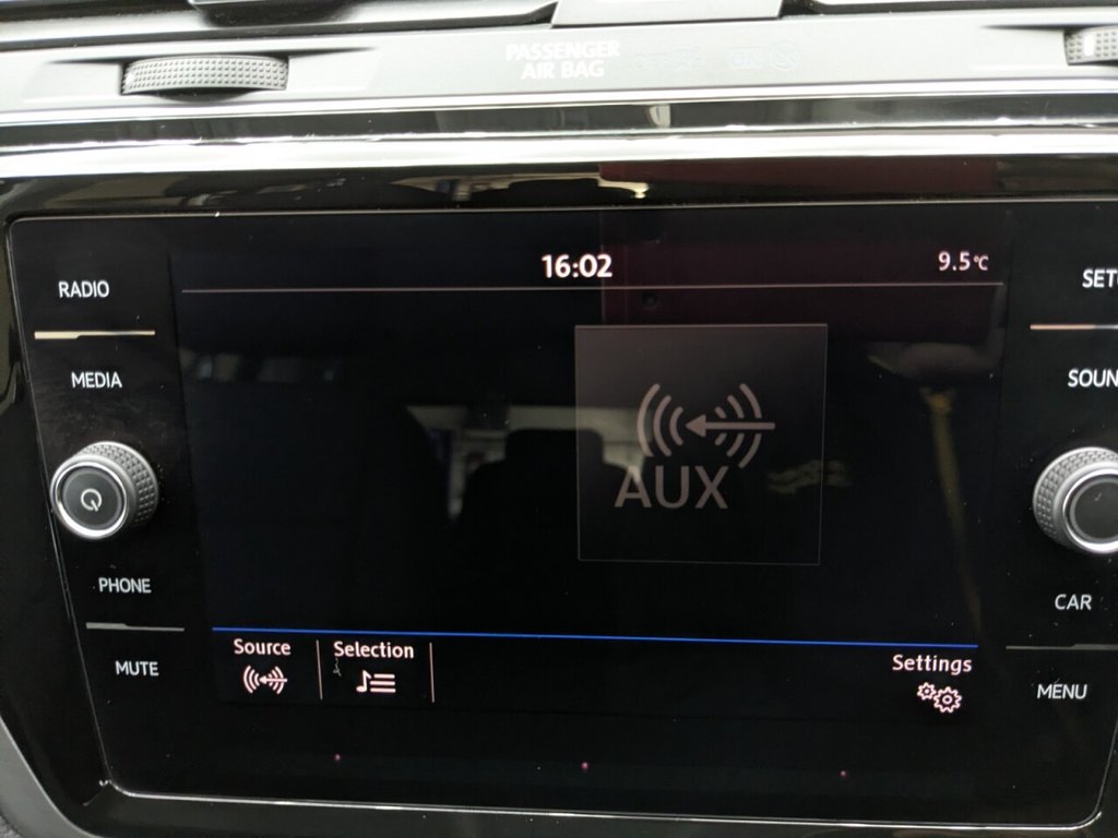 Used Volkswagen Touran 2018 for sale - 77966680: Photo 28