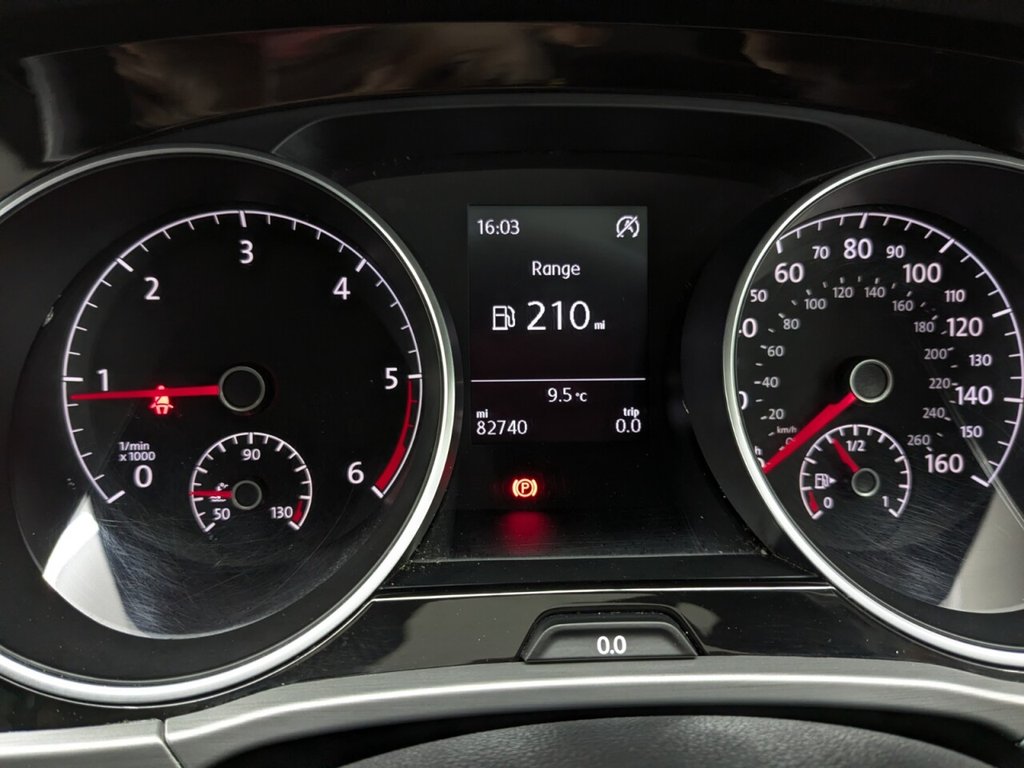 Used Volkswagen Touran 2018 for sale - 77966680: Photo 36