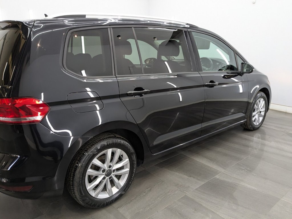 Used Volkswagen Touran 2018 for sale - 77966680: Photo 6