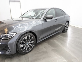 Used BMW 3 Series 2019 for sale - 78181532: Photo