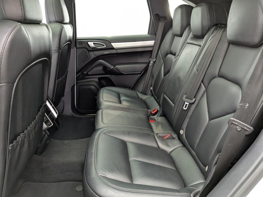 Used Porsche Cayenne 2017 for sale - 78167182: Photo 12