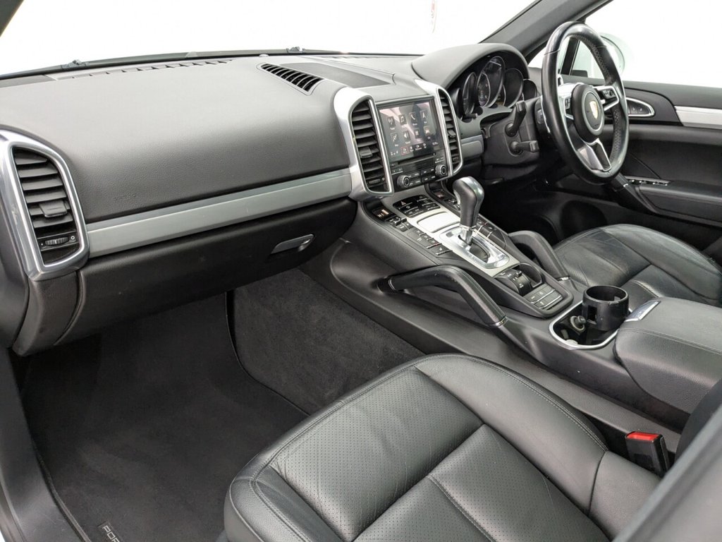 Used Porsche Cayenne 2017 for sale - 78167182: Photo 16