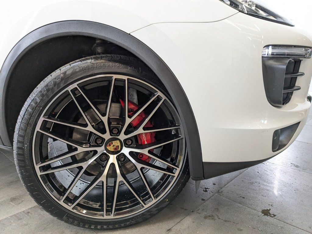 Used Porsche Cayenne 2017 for sale - 78167182: Photo 2