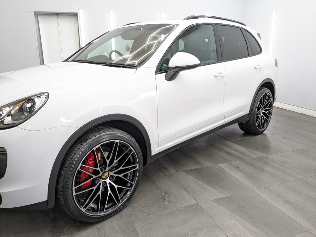 Used Porsche Cayenne 2017 for sale - 78167182: Photo 3