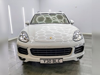Used Porsche Cayenne 2017 for sale - 78167182: Photo