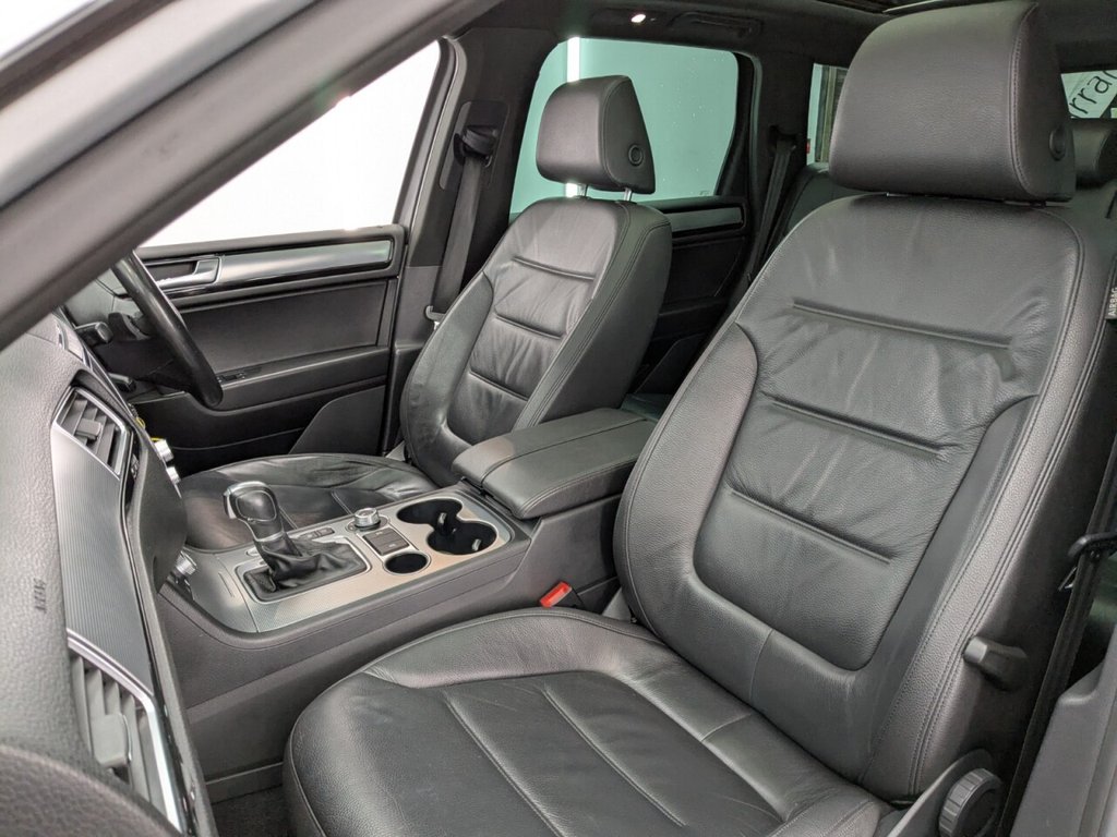 Used Volkswagen Touareg 2015 for sale - 77654548: Photo 15