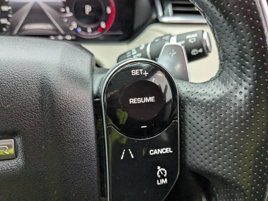 Used Land Rover Range Rover Velar 2018 for sale - 77328490: Photo 37