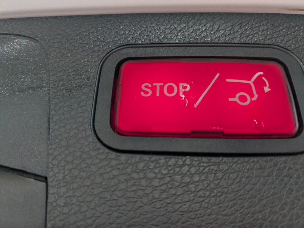 Used Mercedes-Benz E Class 2018 for sale - 77263650: Photo 11