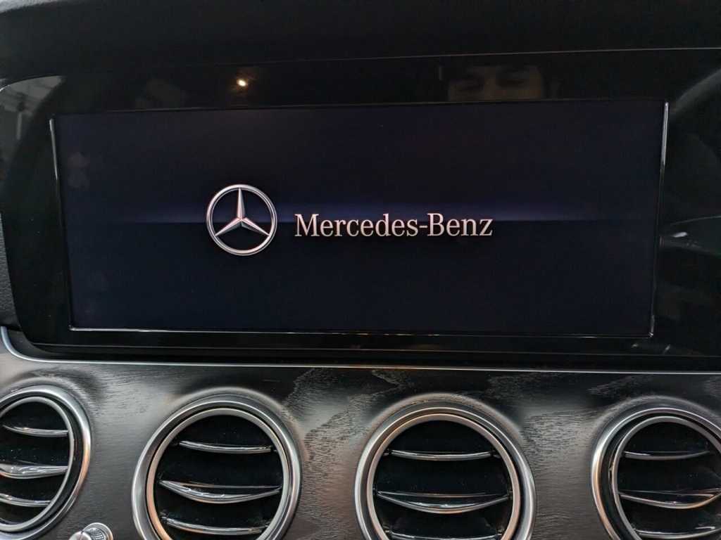 Used Mercedes-Benz E Class 2018 for sale - 77263650: Photo 23