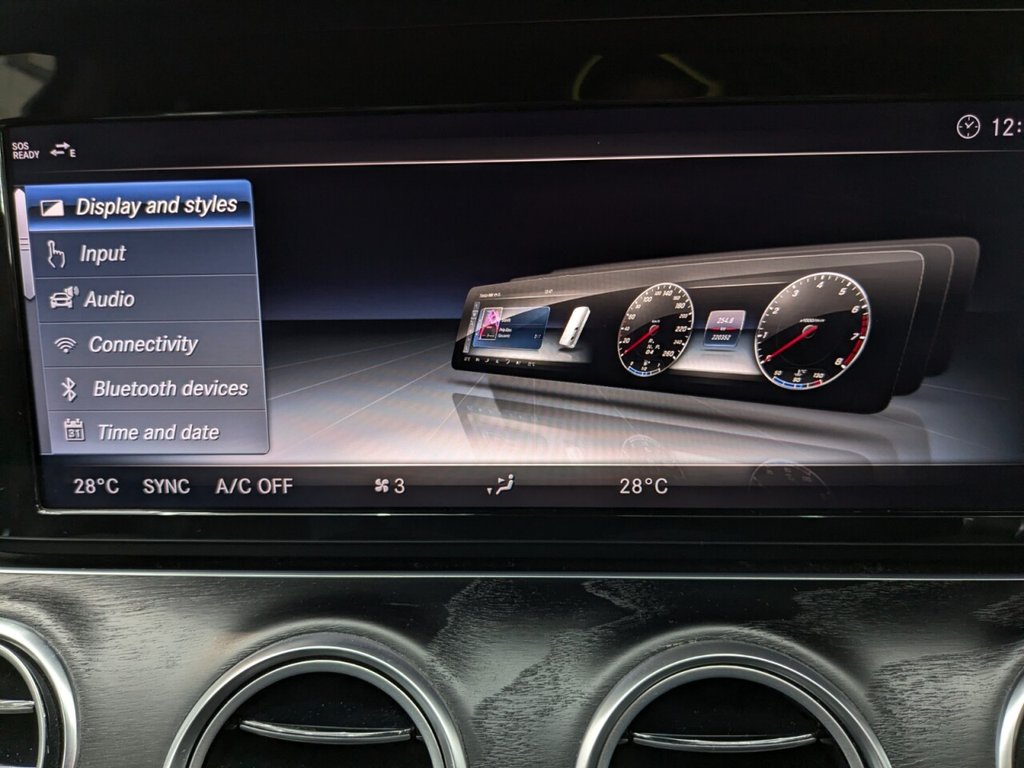 Used Mercedes-Benz E Class 2018 for sale - 77263650: Photo 37