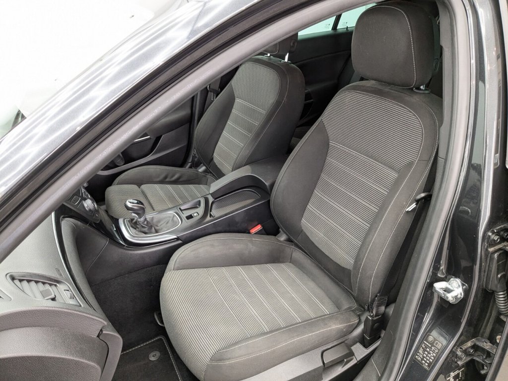 Used Vauxhall Insignia 2015 for sale - 77470608: Photo 13