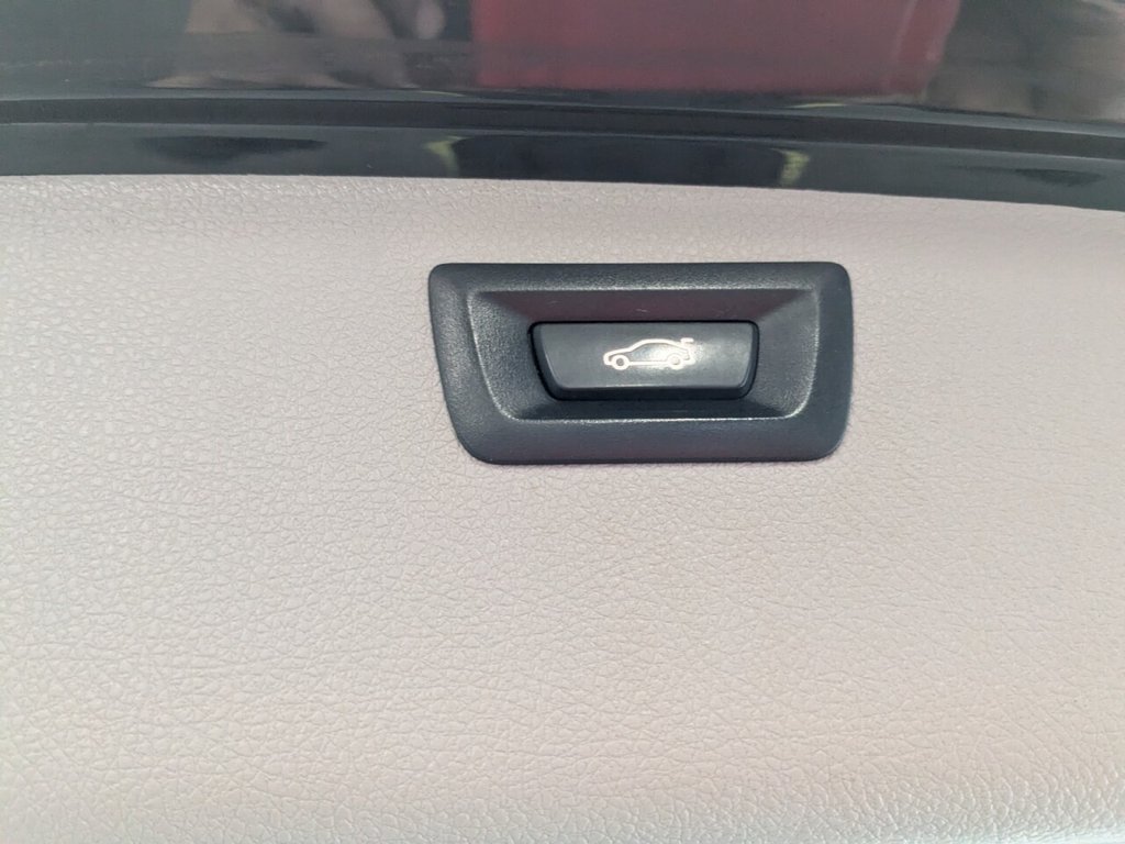 Used BMW 3 Series 2019 for sale - 77192912: Photo 12