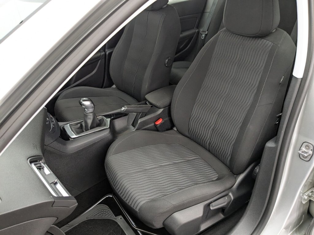 Used Peugeot 308 2016 for sale - 77192895: Photo 13