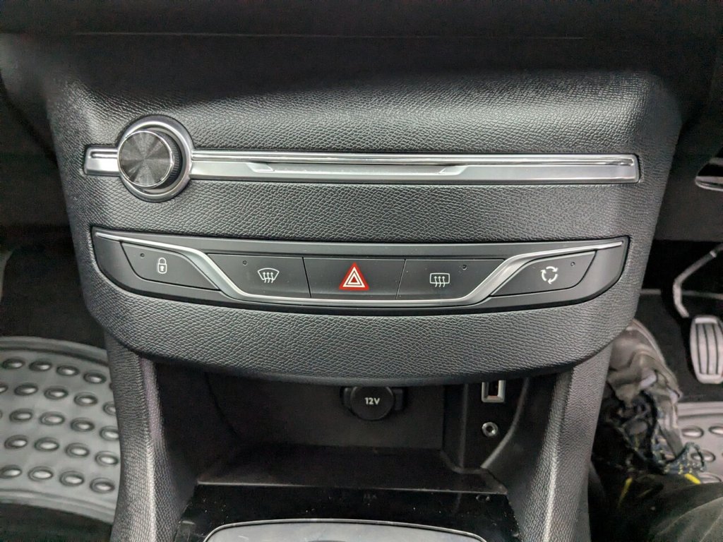 Used Peugeot 308 2016 for sale - 77192895: Photo 22