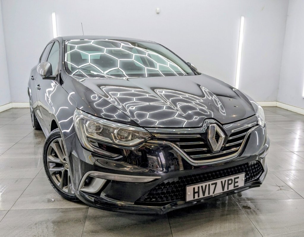 Used Renault Megane 2017 for sale - 77192907: Photo 1