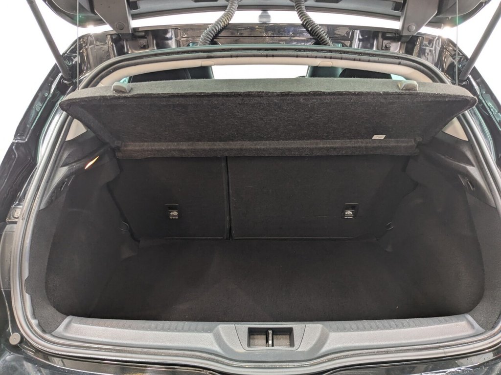 Used Renault Megane 2017 for sale - 77192907: Photo 10