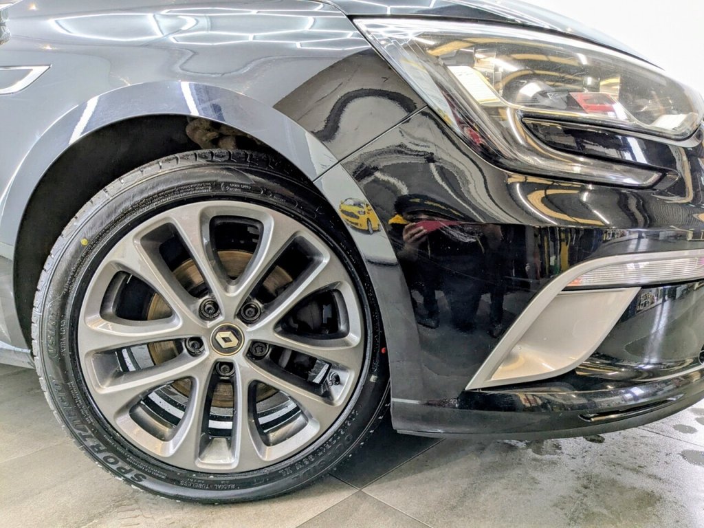 Used Renault Megane 2017 for sale - 77192907: Photo 2