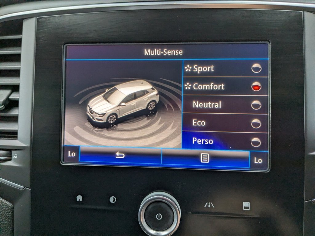 Used Renault Megane 2017 for sale - 77192907: Photo 41