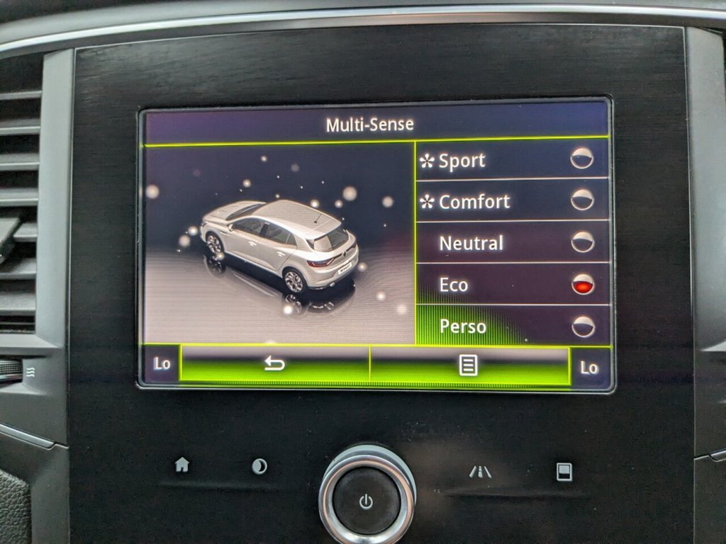 Used Renault Megane 2017 for sale - 77192907: Photo 43