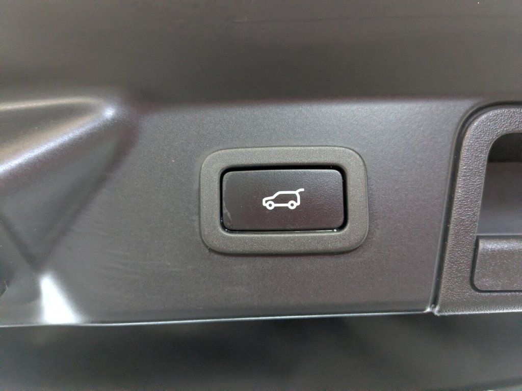 Used Land Rover Range Rover Velar 2019 for sale - 77919555: Photo 11